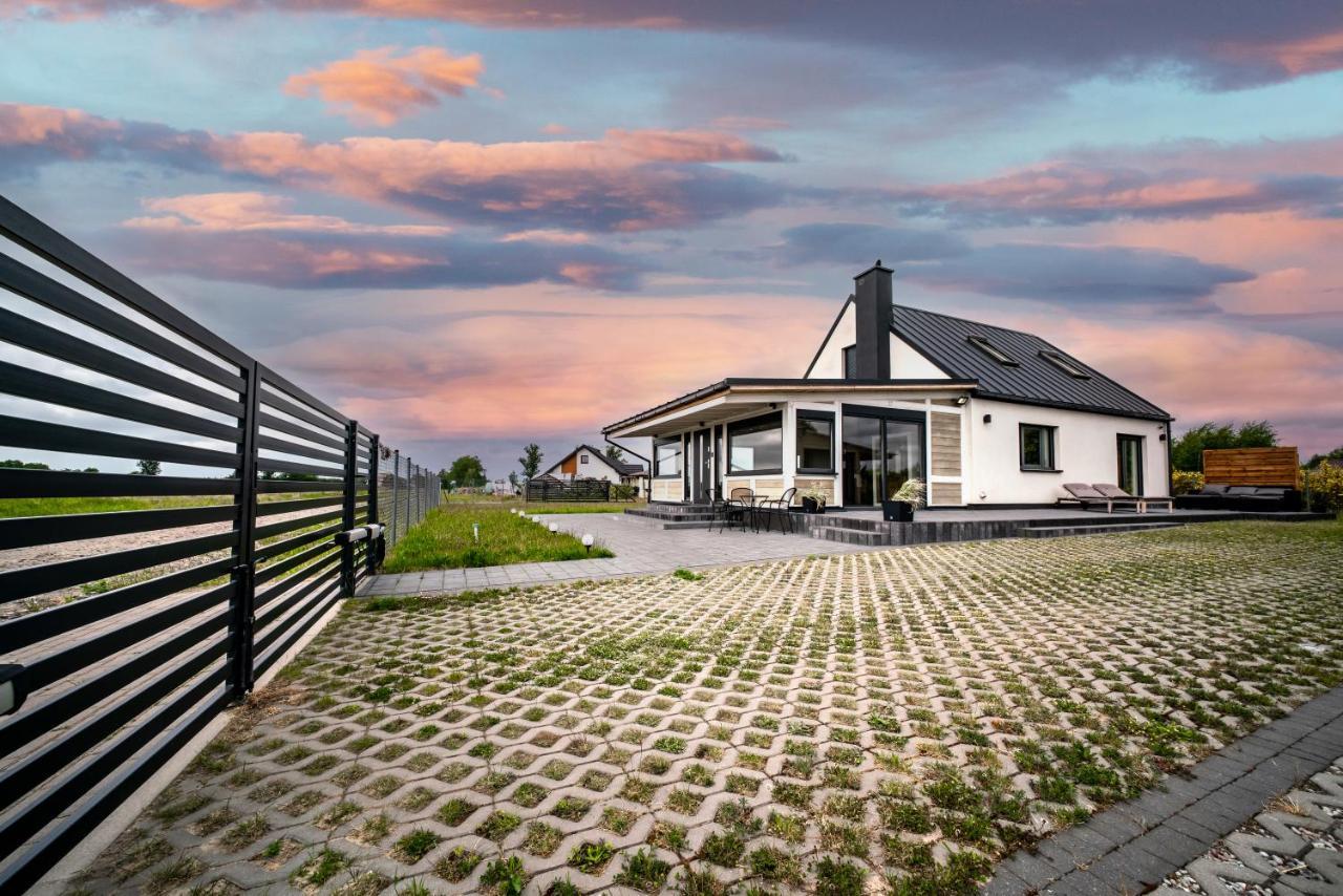 Domek Hot Tub Jacuzzi Chillout Kołobrzeg Exteriör bild